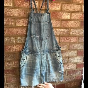 American Eagle Outfitters distressed overall jeans shorts